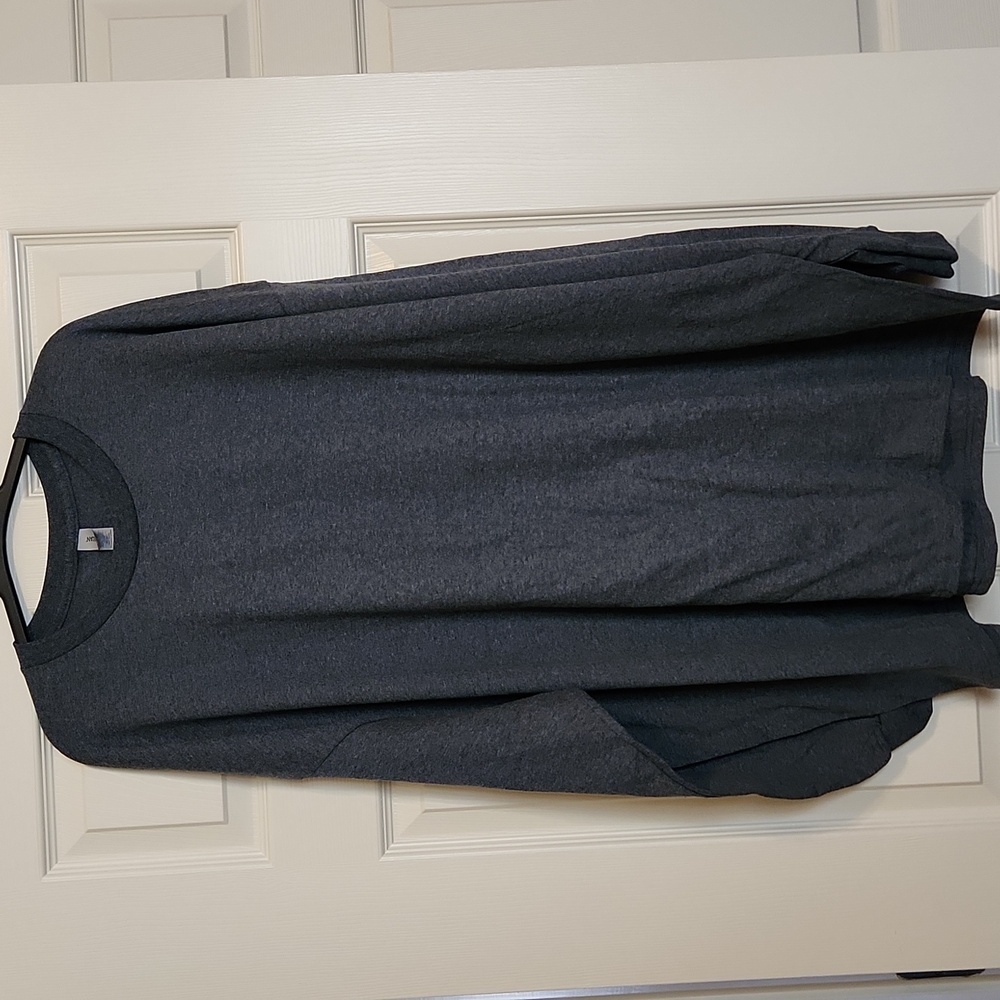 Gildan long-sleeve gray Ultra Cotton unisex t-shirt, 4XL, NWOT